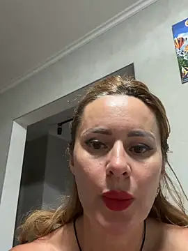 Tania201243's Live XXX Chat