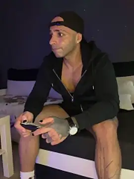 Chat XXX ao vivo de Mohdollmen