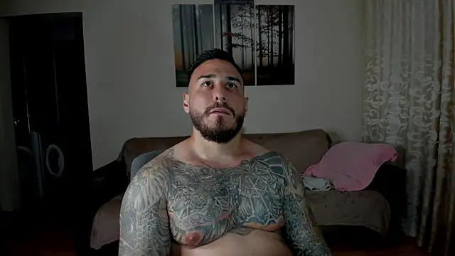 Gymdominusn Live XXX chat