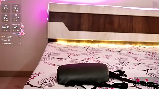Hot_royalgirl élő XXX-chatje