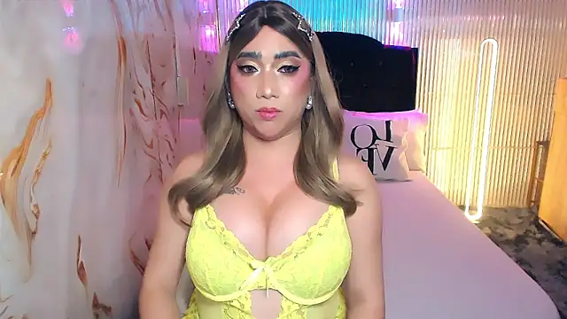 yourTsFantasyBigCock élő XXX-chatje