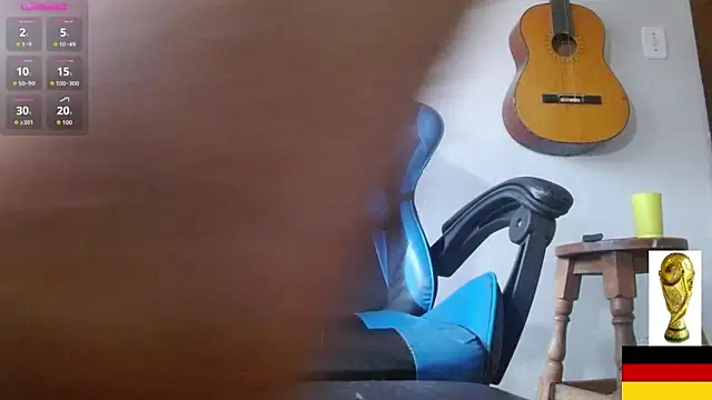 دردشة Tatted21xxx الجنسية المباشرة