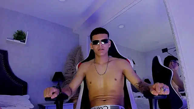 Chat +18 de DylanRoyce_ ao vivo