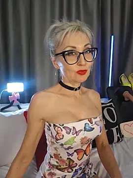 XXX chat uživo modela Milforja