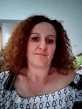 KarinaFlower99 élő XXX-chatje