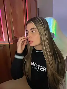 Miss_valeriaa XXX чат на живо