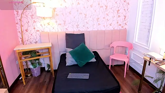 taylor_bennet élő XXX-chatje