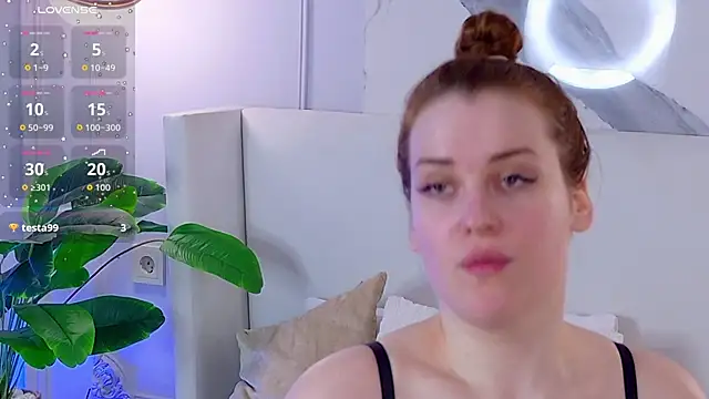 XXX chat uživo modela EllieGarson