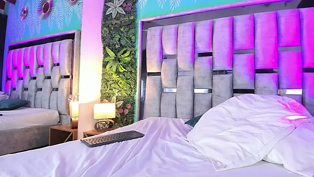 Emilye_rousee Live XXX-Chat