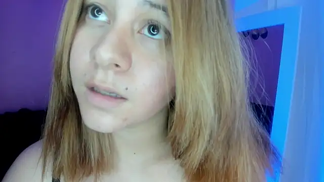 Chat +18 de agnes_213 ao vivo