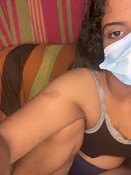 SukiyamaAsia's Live XXX Chat