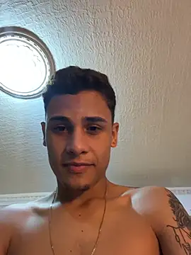 Živý XXX chat Luxury_Guy