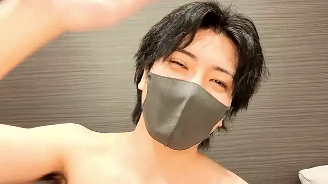 CHROME-kun925のライブXXXチャット