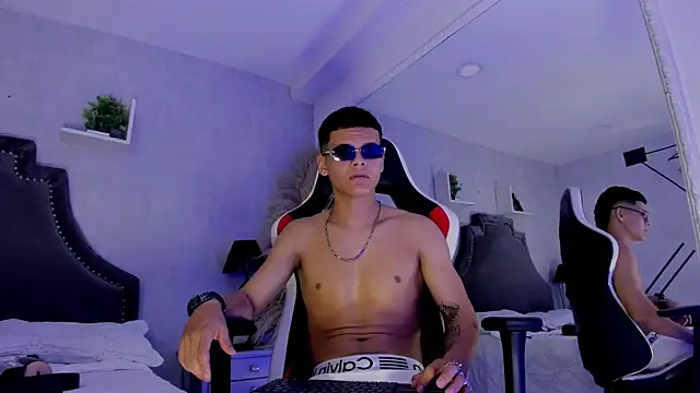 DylanRoyce_ Chat XXX in diretta
