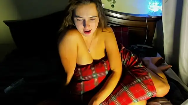 XXX chat uživo modela emma77_