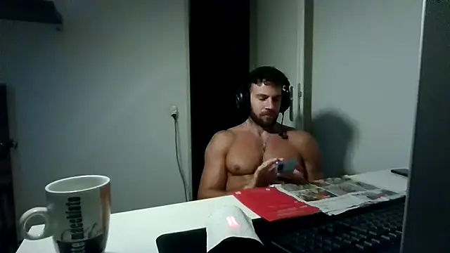 Онлайн чат XXX alpha-hunk