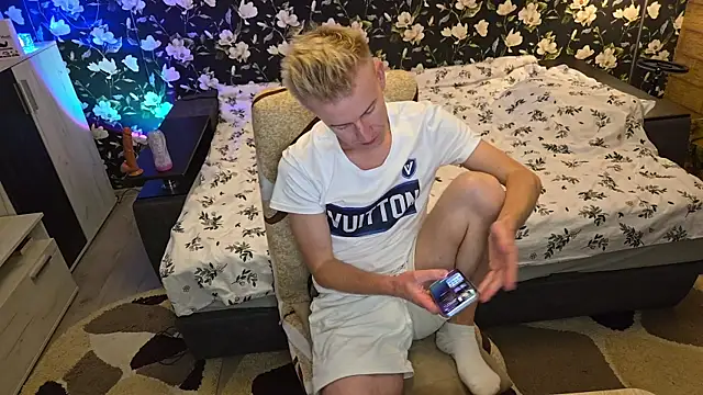 Vuitton Pertunjukan Webcam