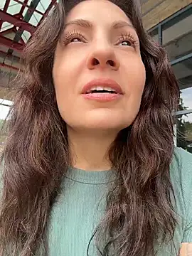 BeautifulMesss' Live XXX Chat