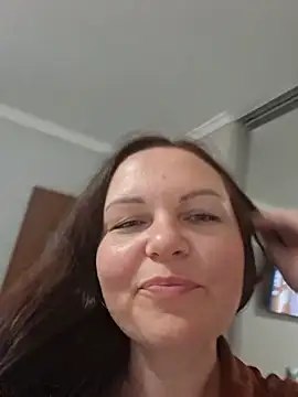 צ'אט XXX בשידור חי של Meri_a