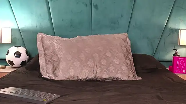 Aaron_Eze 라이브 XXX 채팅