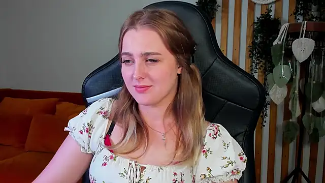 EllaBells Live XXX-Chat