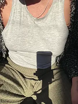 alicetgirlbr's Webcam Show