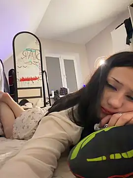 KRASOTKA_LIYA – Naživo XXX chat