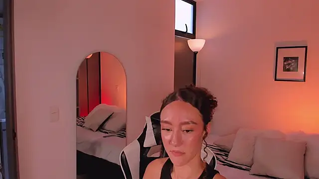 ChloeMoreti – Naživo XXX chat