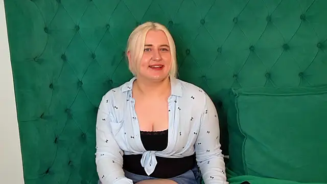 Czat XXX na żywo – LioraArdyn