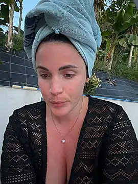Clarasense__ Adlı Modelin Canlı XXX Sohbeti