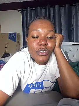 Chat +18 de Naughty-dee ao vivo