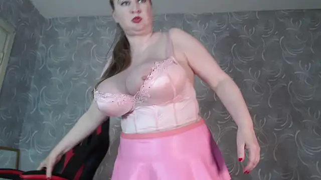 Stunningboobs – Naživo XXX chat