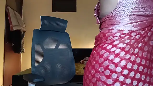 YourDesi_Laila_ live XXX chat