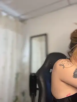CarolQueen1_ élő XXX-chatje