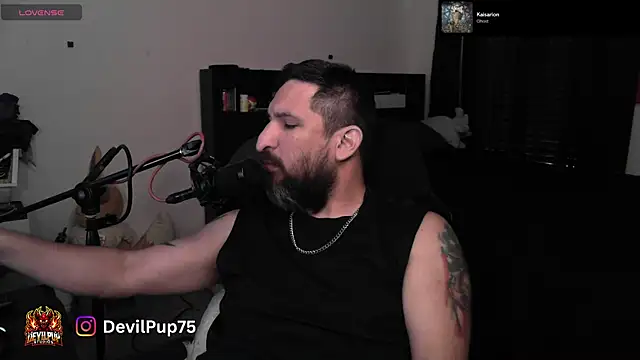 Živý XXX chat DevilPup75_