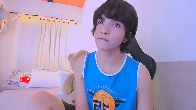 Sweet_Allan Adlı Modelin Canlı XXX Sohbeti