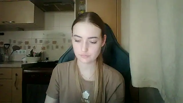 XXX chat uživo modela Lisanta