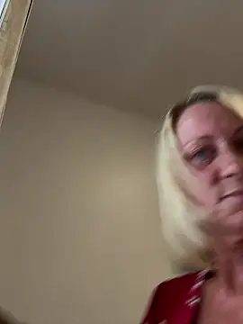 TiffaneyLove's Live XXX Chat