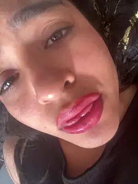 แชท XXX สดของ EmilyNoir1