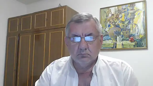 XXX chat uživo modela machomale3