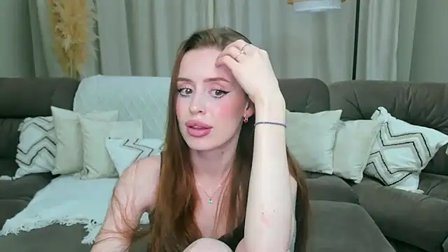 _Sweet__Cherry_'s Live XXX Chat