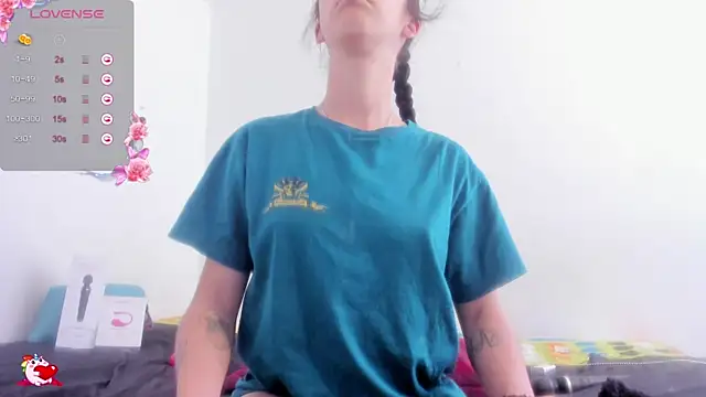 Chat +18 de Valeria_Gate ao vivo