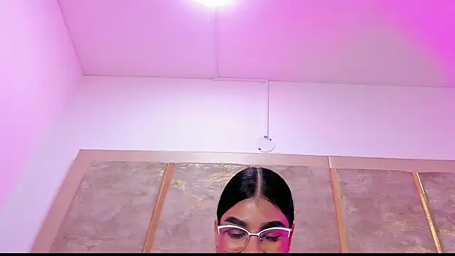 แชท XXX สดของ MaiaLopez