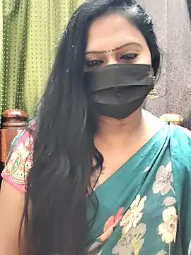 XXX chat uživo modela Meera_mia