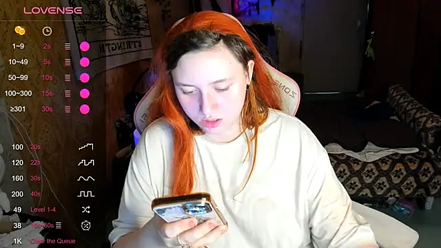shamy_lily Adlı Modelin Canlı XXX Sohbeti