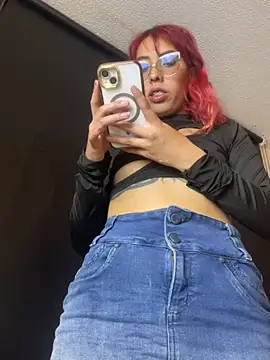 MeraSecretXXX's Live XXX Chat