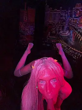 1NikiVegas XXX чат на живо