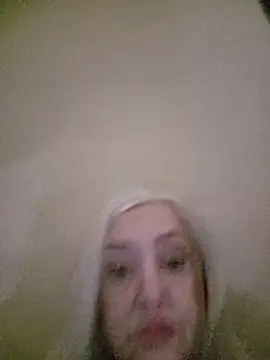 Julia20X – Naživo XXX chat