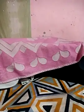 Desipari_777 – Naživo XXX chat