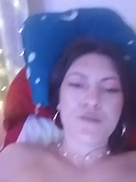 LoraBelle12 – Naživo XXX chat